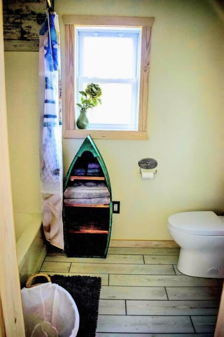 Secluded Tiny House By The Marsh With Hunting Island Beach Pass Frogmore 外观 照片
